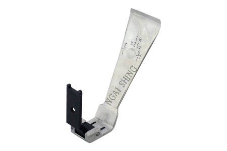 F524 雙針蝴蝶壓腳