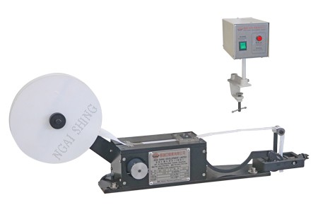 NS-100-2 領(lǐng)嘴鈕樸打孔送樸器